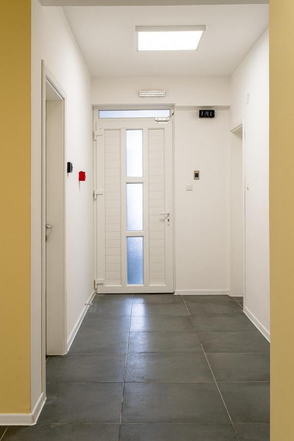 Kostovski Rooms-Near E75 To Greece Veles Exterior foto